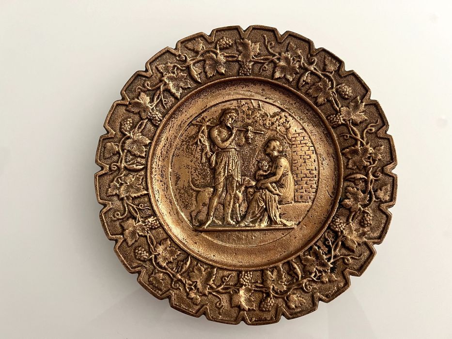 Prato decorativo em cobre