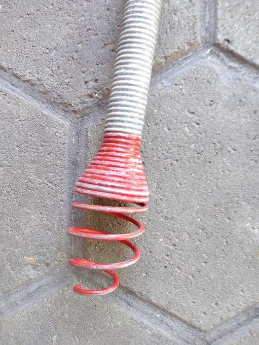 Desentupidor de fossas e canos de esgoto