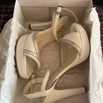 Liquidação TOTAL - Lote de calçado NOVO Senhora/Homem  do 35 ao 41...