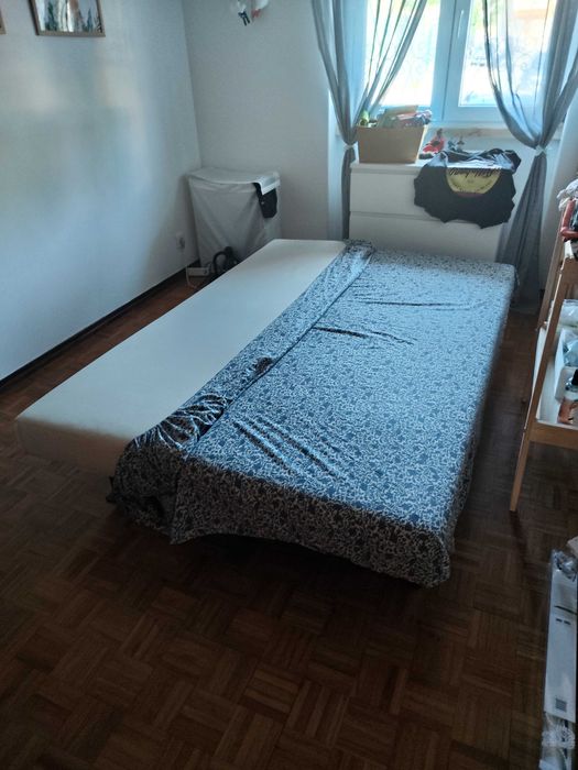Sofa cama com arrumação