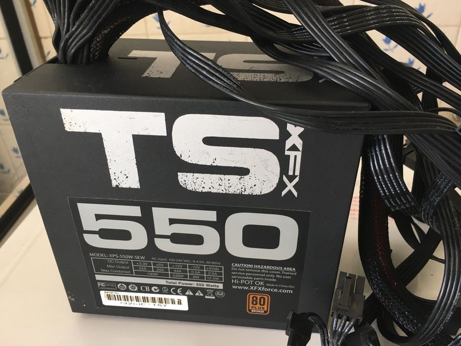 Fonte XFX TS 550 para pc gaming