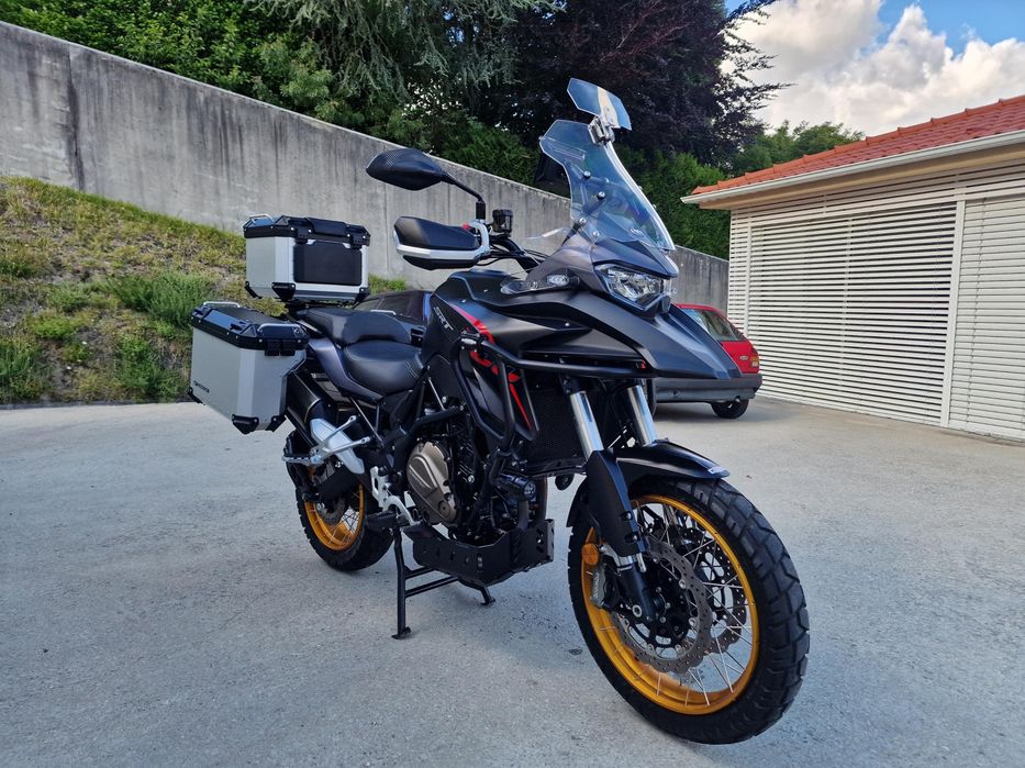 Vendo Mota QJ700X SRT OFFRoad Como Nova