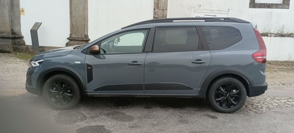 Dacia jogger bi-fuel impecáve apenas 27000km
