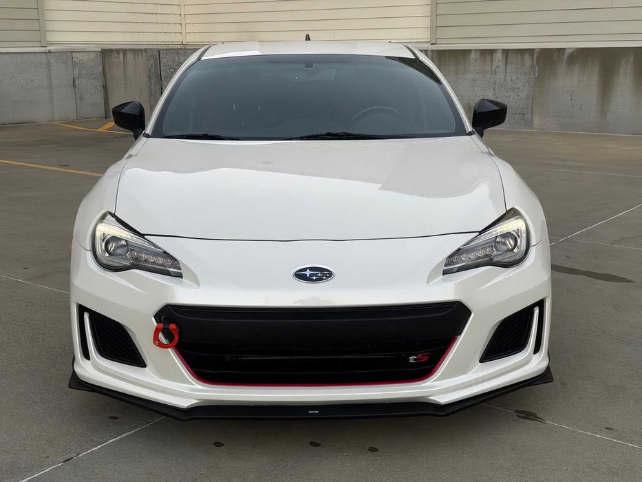 Subaru BRZ      2018