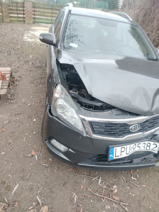 Kia Cee'd 2011 Kombi – USZKODZONA PRZODEM – Nowe: Sprzęgło, Hamulce, K