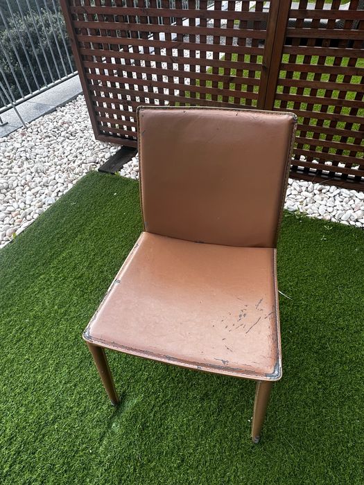Cadeira – Usada – 5 € Chair – Used – 5 €