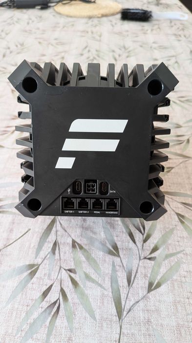 FANATEC CSL DD (8 Nm) para PC + ClubSport DD Table Clamp