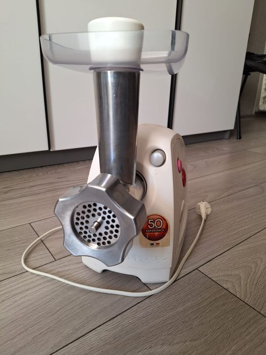 Продається м'ясорубка Moulinex HV8 1700 W,електрична, 1500 грн