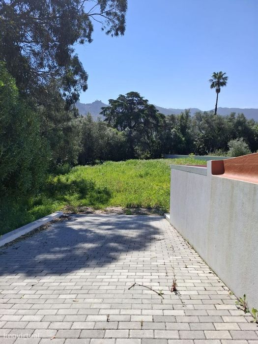 Urban Plot, Carrascal, Sintra