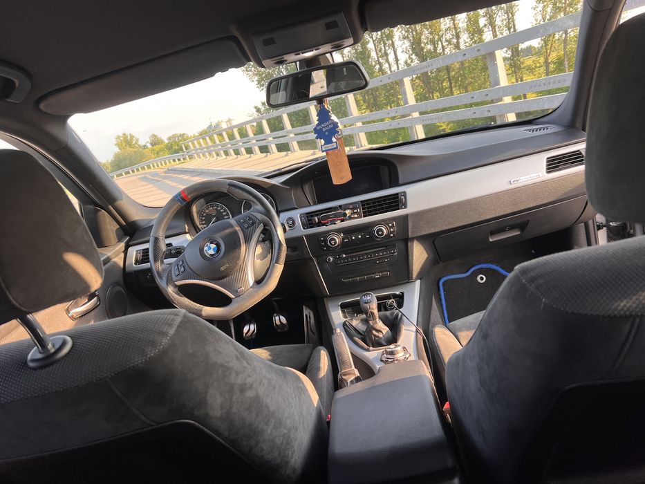 BMW E90  2.0 D 177 km 2010