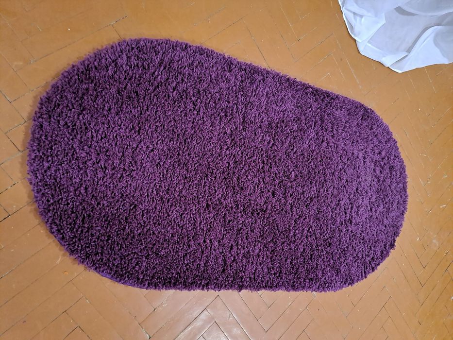 Продам коврик овальный