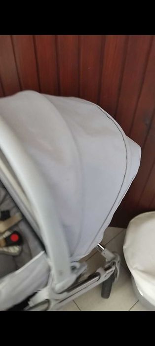 carrinho de bebe vendo trio completo marca bebecar está como novo