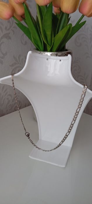 Łańcuszek figaro z krzyżem/krzyżakiem stainless steel srebrny