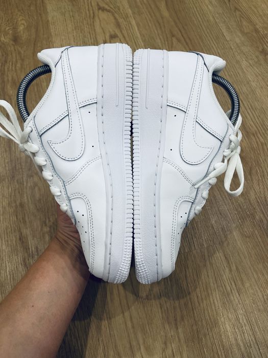 Кросівки Nike Air Force 1  37.5р
