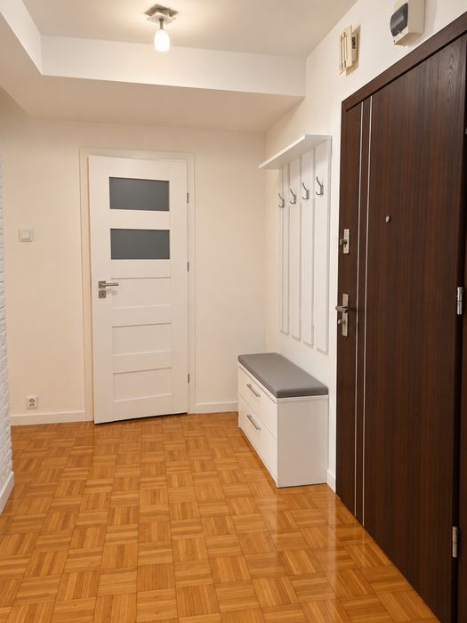 Sprzedam mieszkanie 3 pokoje 68m łęczna
