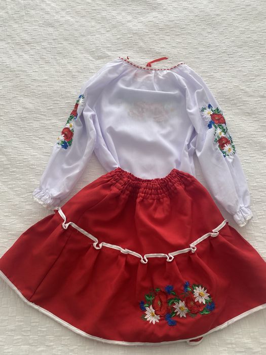 Вишиванка.комплект кофточка та юбка.