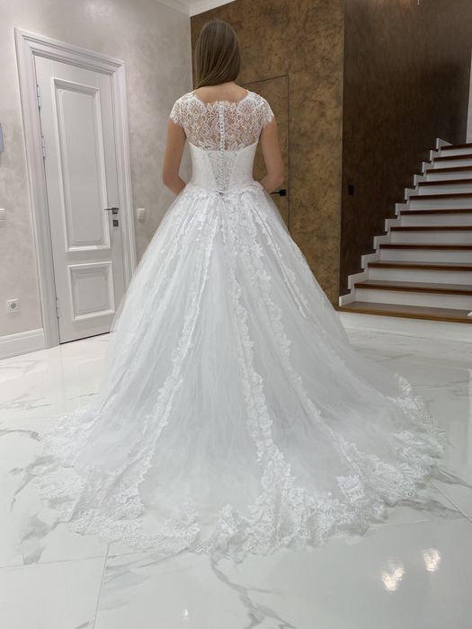 Свадебное платье ,весільне плаття біле  Ira Koval