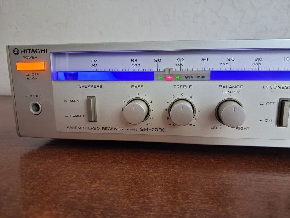 Amplituner Hitachi SR-2000 Stereo