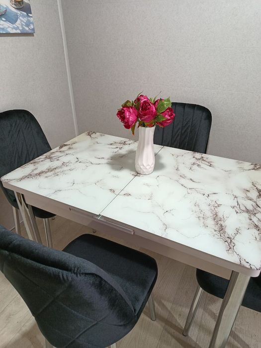 Комплект обідній стіл та 4/6 стільців