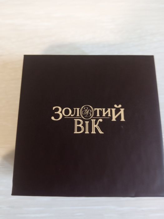 Продам срібні нові сережки