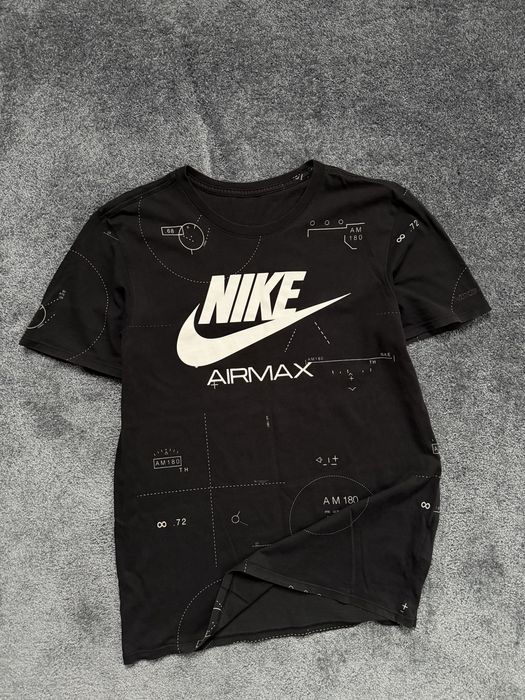Футболка Nike AIR MAX