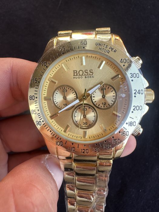 Zloty zegarek Hugo Boss