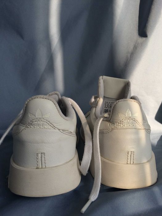Adidas low white leather sneakers trampki sport 38.5 skóra
