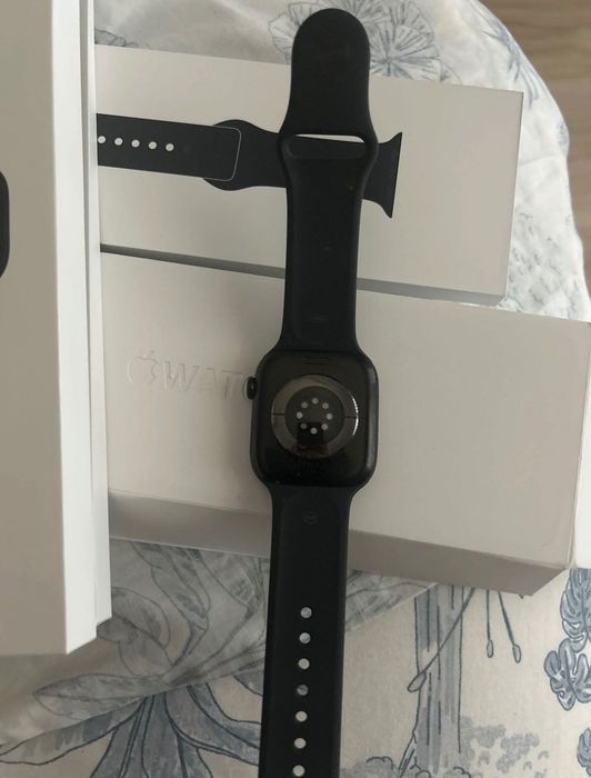 Apple Watch S9 45mm midnight M/L