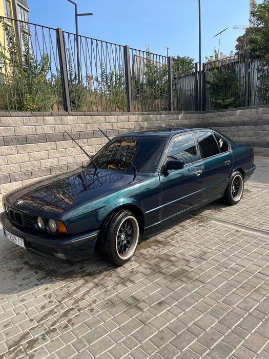 Продажа BMW 525 e34