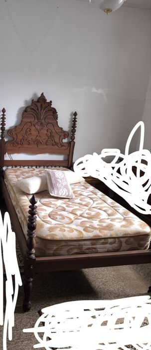 Cama de solteiro + cadeira
