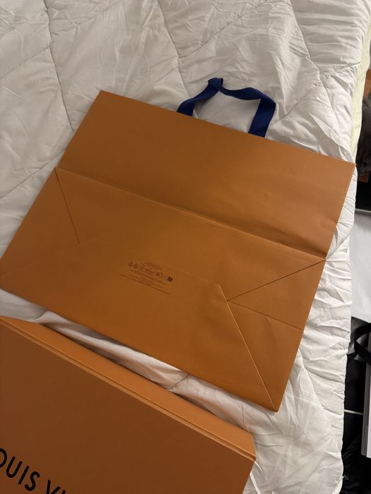 Torba papierowa Louis Vuitton