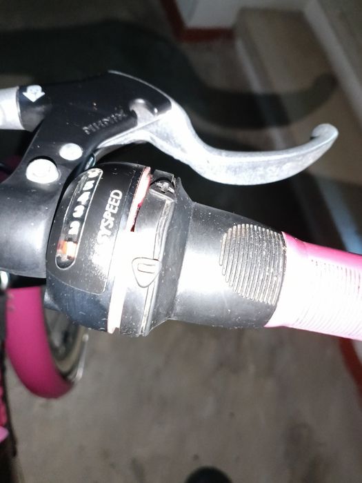 75€ bicicleta roda 20 com mudanças descanso excelente pegar e andar nem risco tem