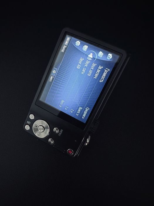 Мильничка Samsung WB700 , фотоапарат