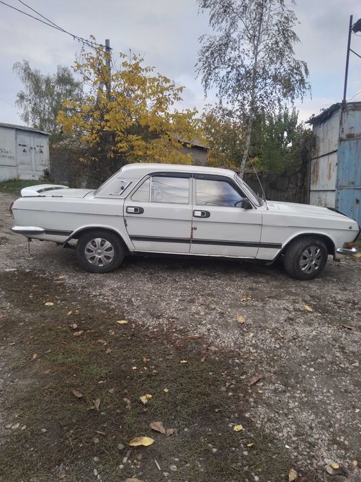 ВОЛГА Газ  2410 .