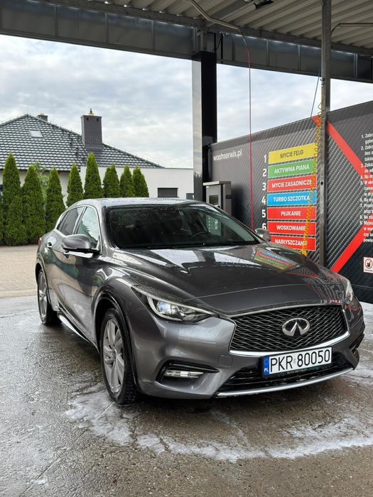 Infiniti Q30 , infiniti q30