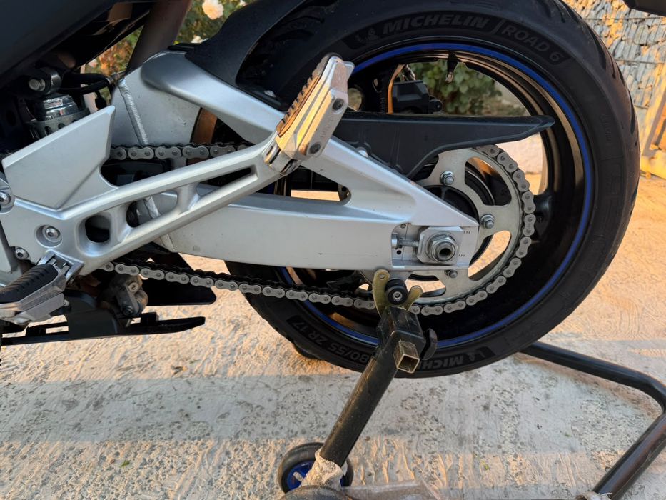 Продам suzuki gsr АBS  600