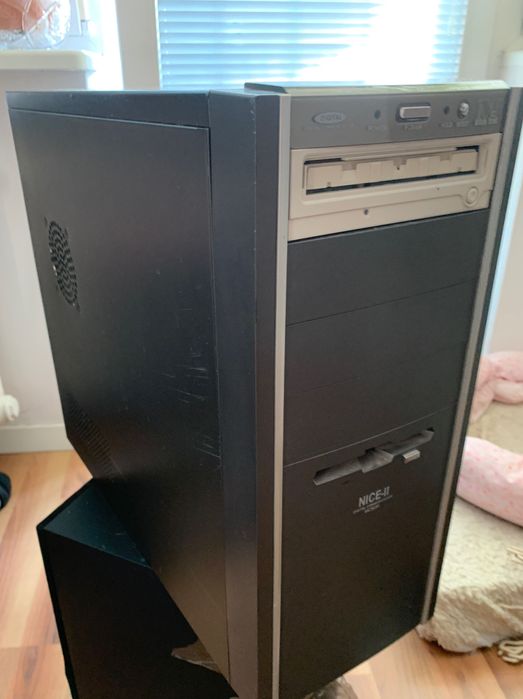 Komputer stacjonarny K8 Triton nForce4Ultra Series