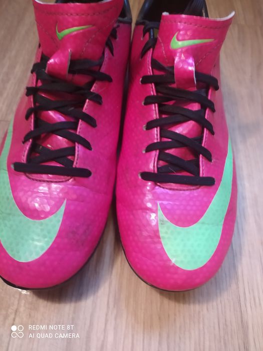 Бутси  бренд  NIKE