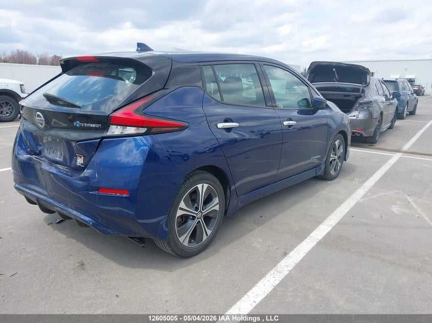 Nissan Leaf SV 40 kw