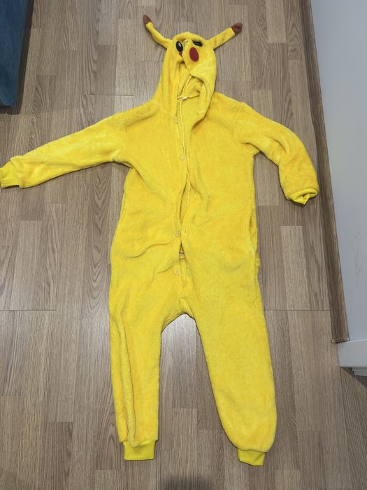 Кугурумі / піжама Пікачу