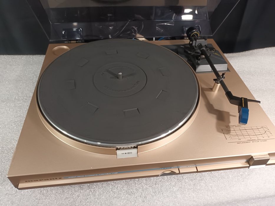 Програвач вінілу Marantz TT251