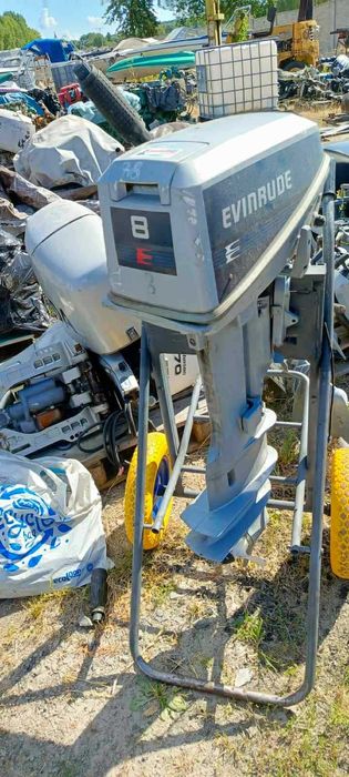 Johnson 8KM 2T gaźnik