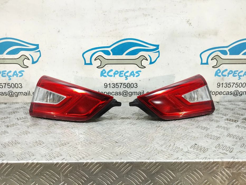Farolins / Farolim de Mala Nissan Qashqai 2 J11 - 265504EA5A |