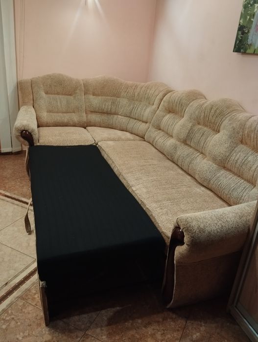 Кутовий диван продам