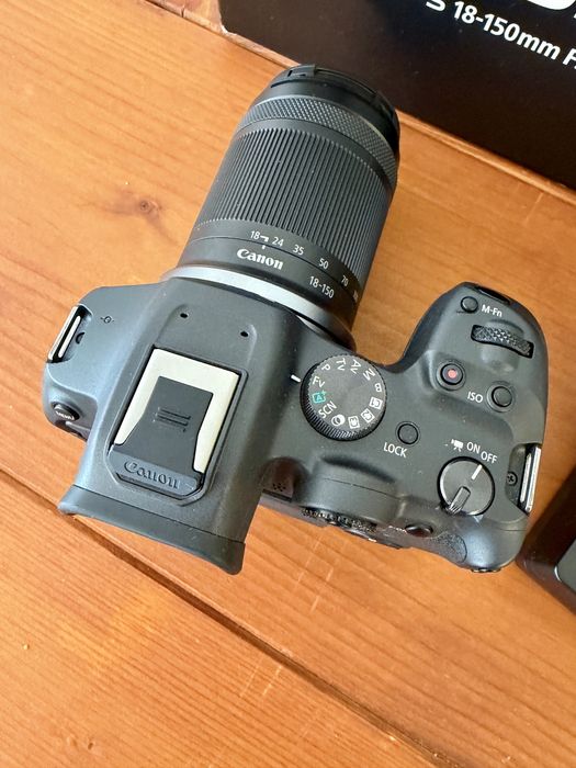 Canon EOS R7 + Lente RF-S 18-150mm