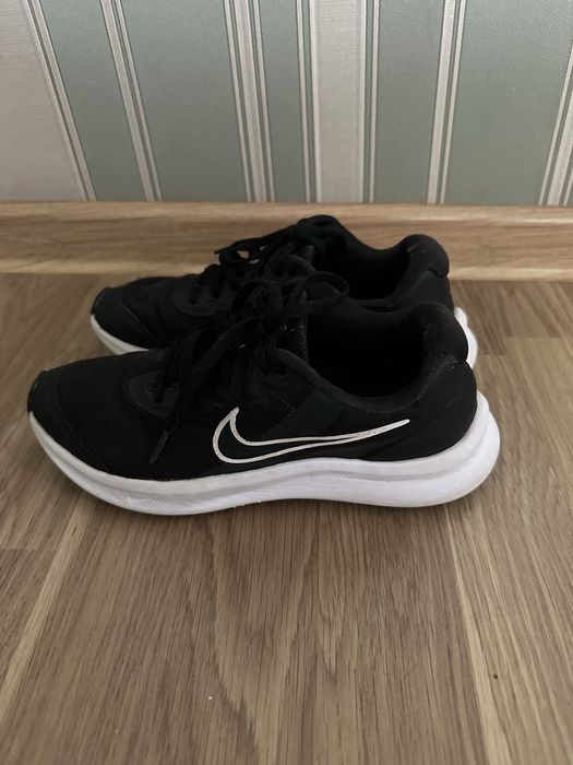 Кроссівки nike  найк