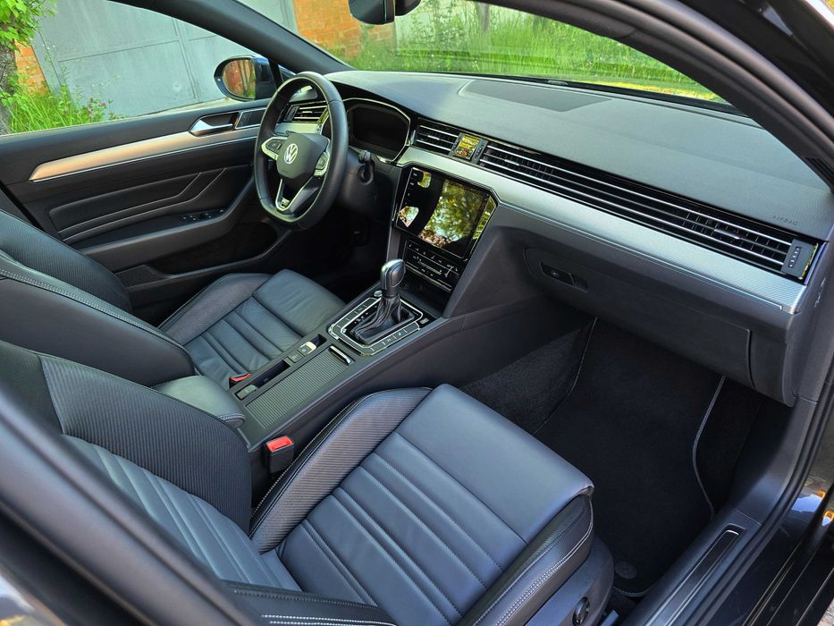 VW Passat R-Line Elegace 2.0TDI 2021