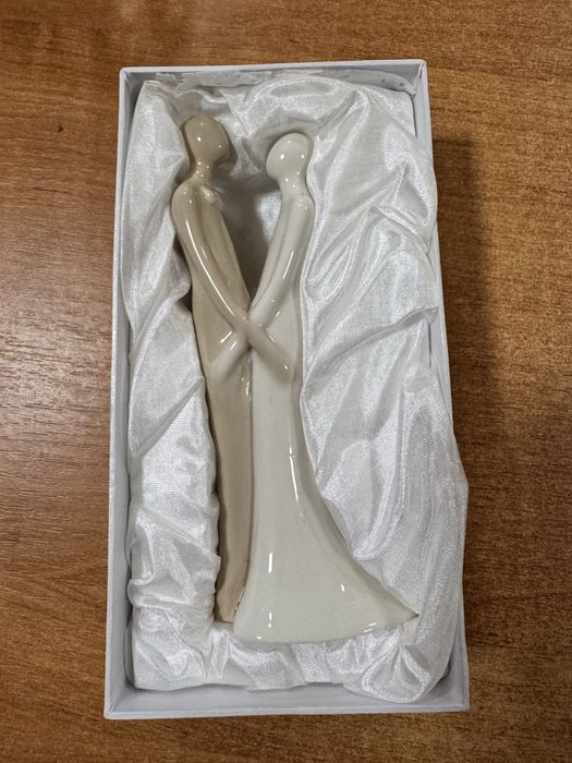 Figurka ceramiczna Para wysokość ok 17cm