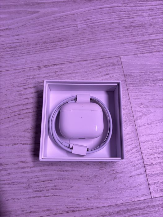 Słuchawki douszne APPLE AirPods III