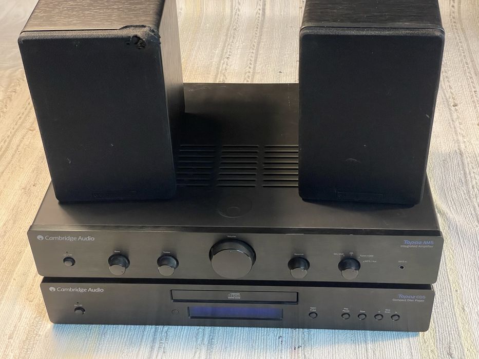 Cambridge Audio Amplifier and CD Player + Speakers64585347928834120